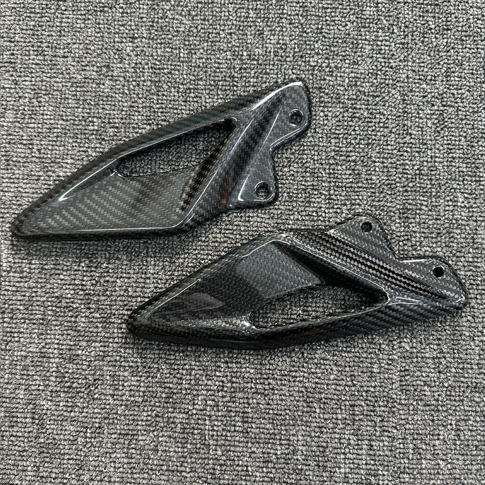 For Triumph Street Triple 660  - đánh giá và giá Crepe Pan Carbon